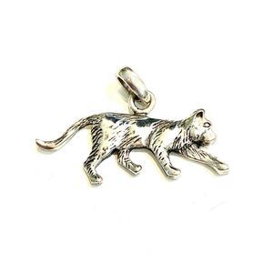 .925 Cat Stalking Sterling Silver Jewelry Charm #cat #cat collector